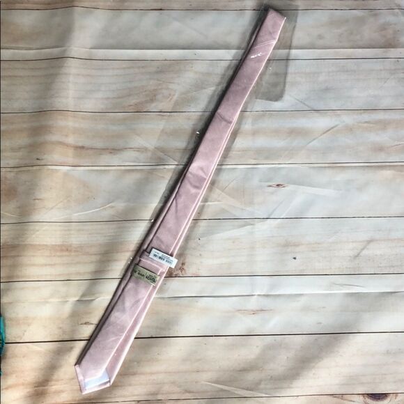 New Tie Bar Linen & Silk Pink Wedding Tie - Picture 5 of 8